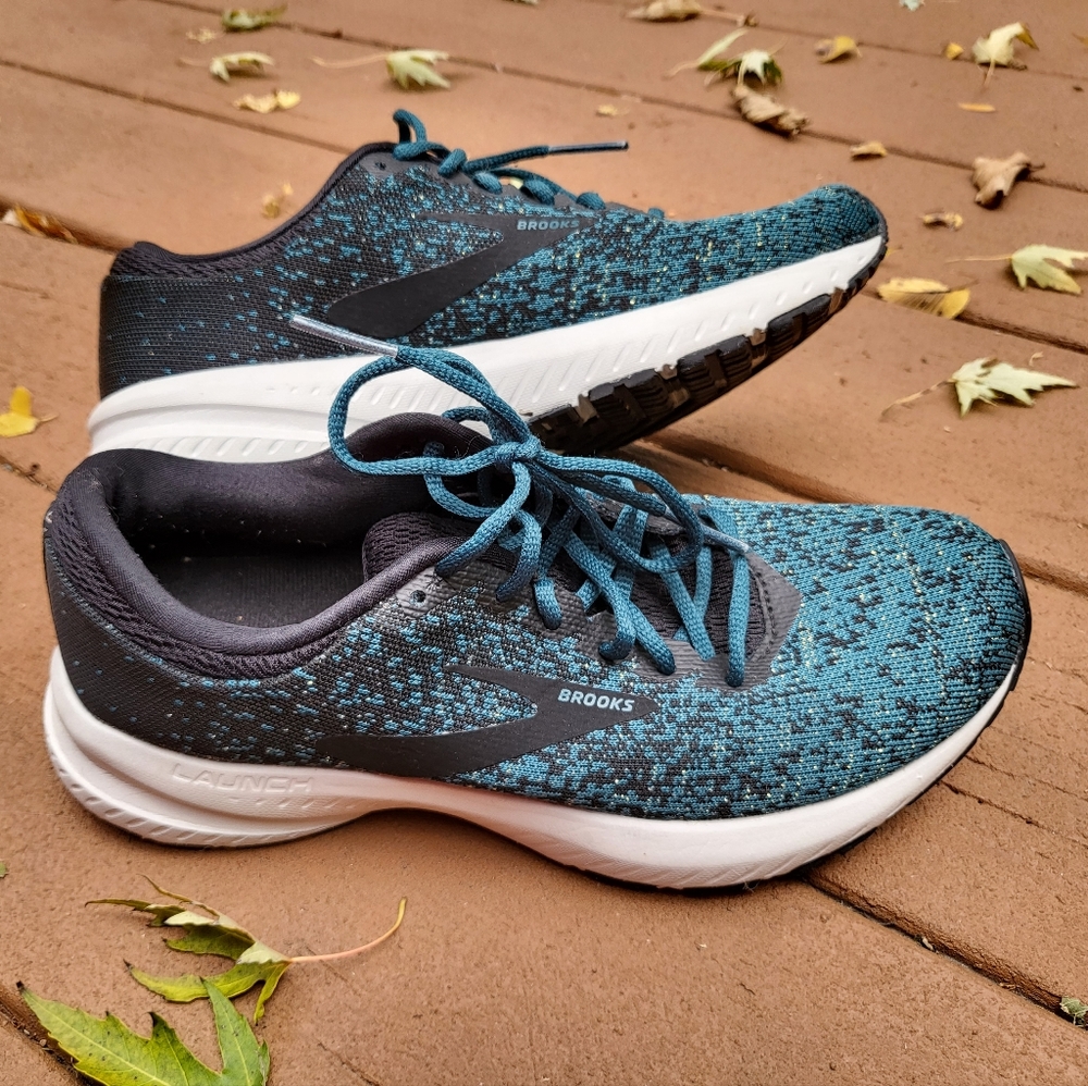Brooks Launch Sparkly Green Sneaker Running Shoes womens Size 7